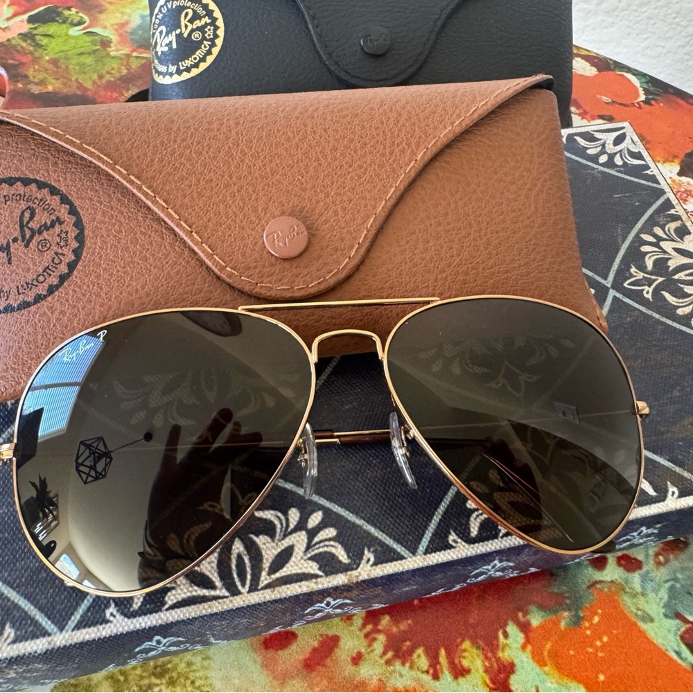 Ray-Ban Gold Frame Aviator Sunglasses